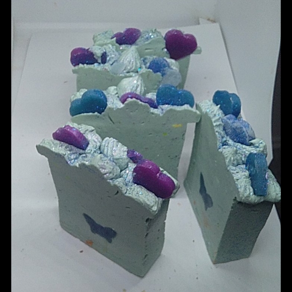Fresh Scented butterfly 2 soap bars - Picture 4 of 4
